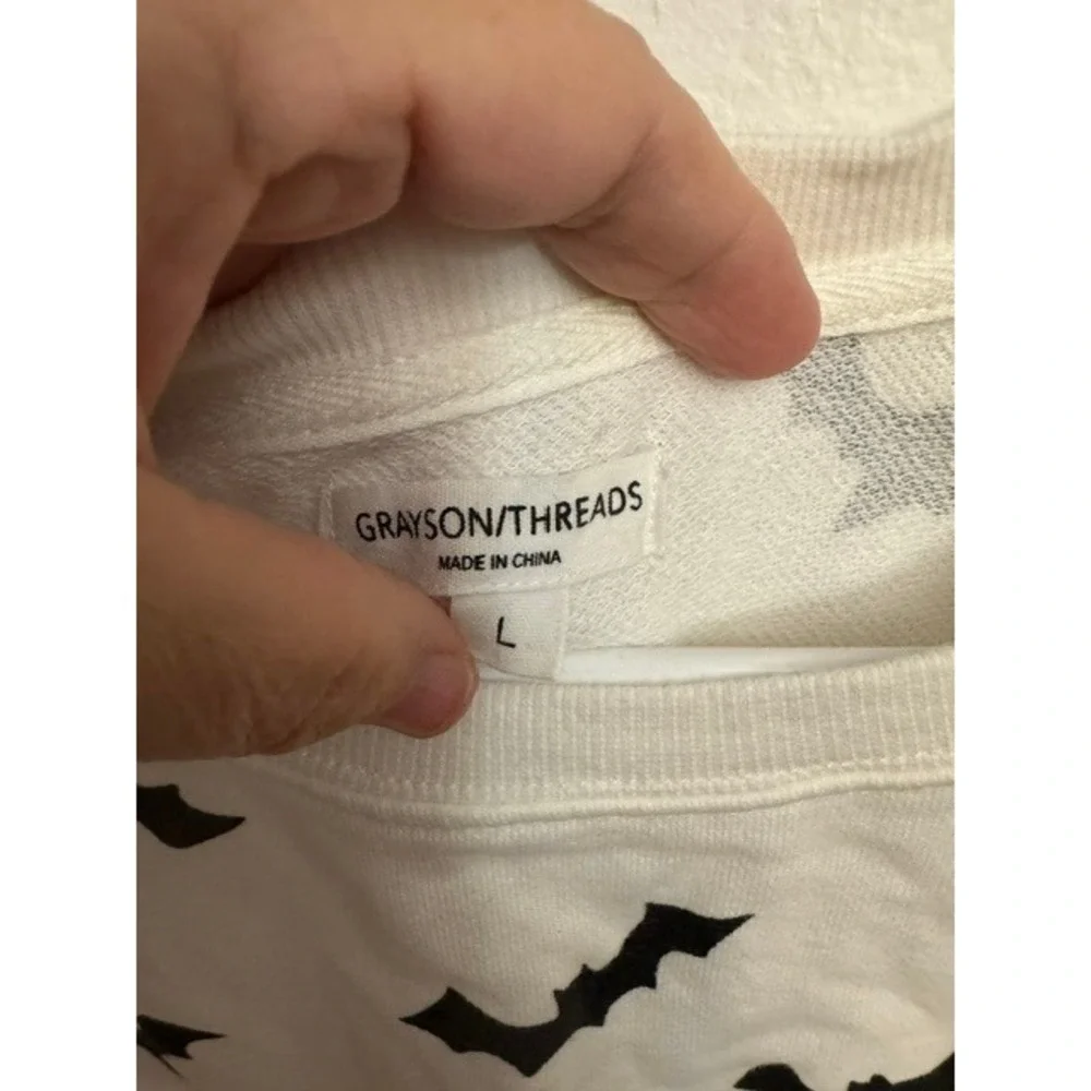 Grayson Threads Kids LG White Bat Print Sweatshirt Halloween Pullover Crew (G)